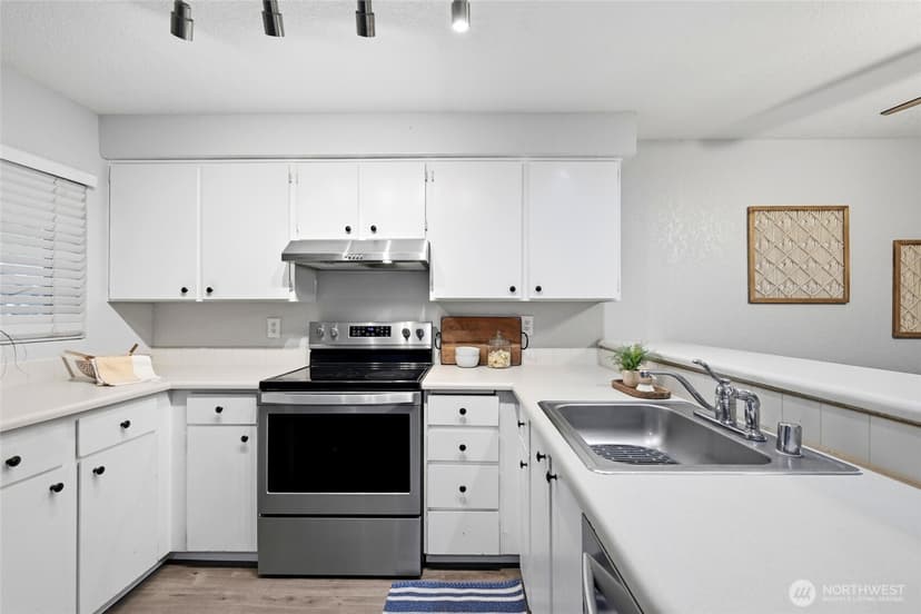 Property photo for 25005 98th Place S #C102, Kent photo 6