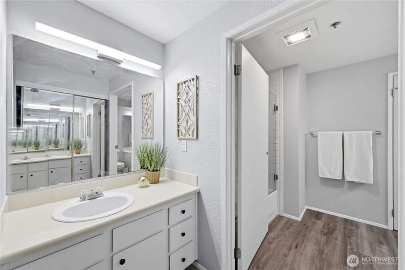 Property photo for 25005 98th Place S #C102, Kent photo 18