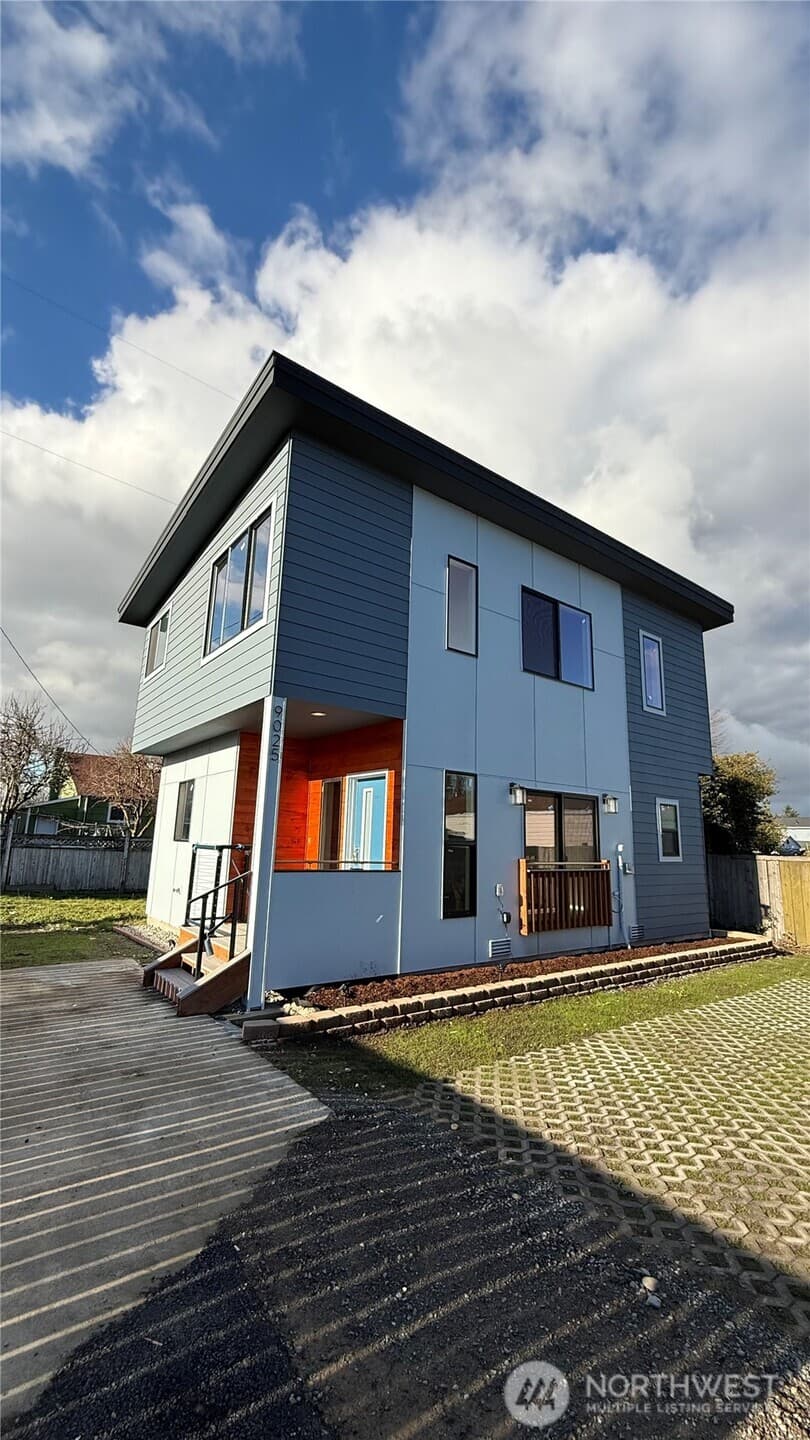 Property photo for 9025 38th Avenue S, Seattle