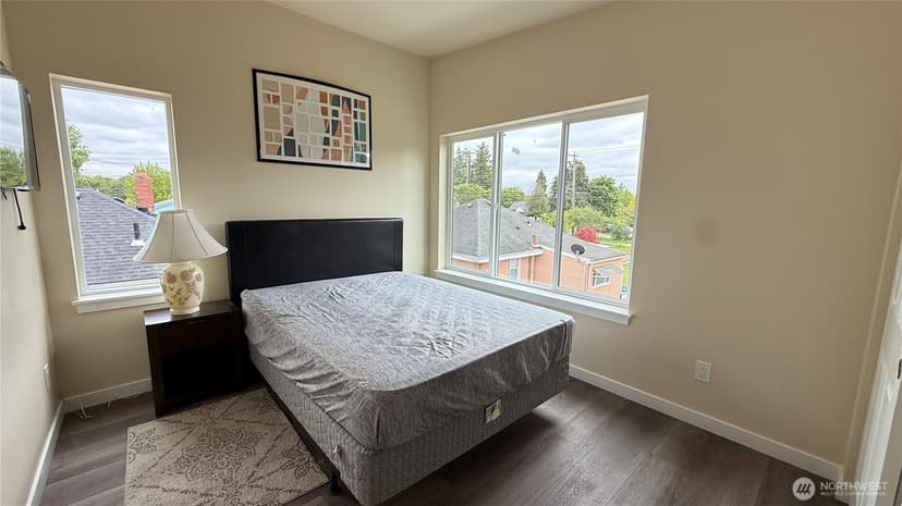 Property photo for 9025 38th Avenue S, Seattle photo 15