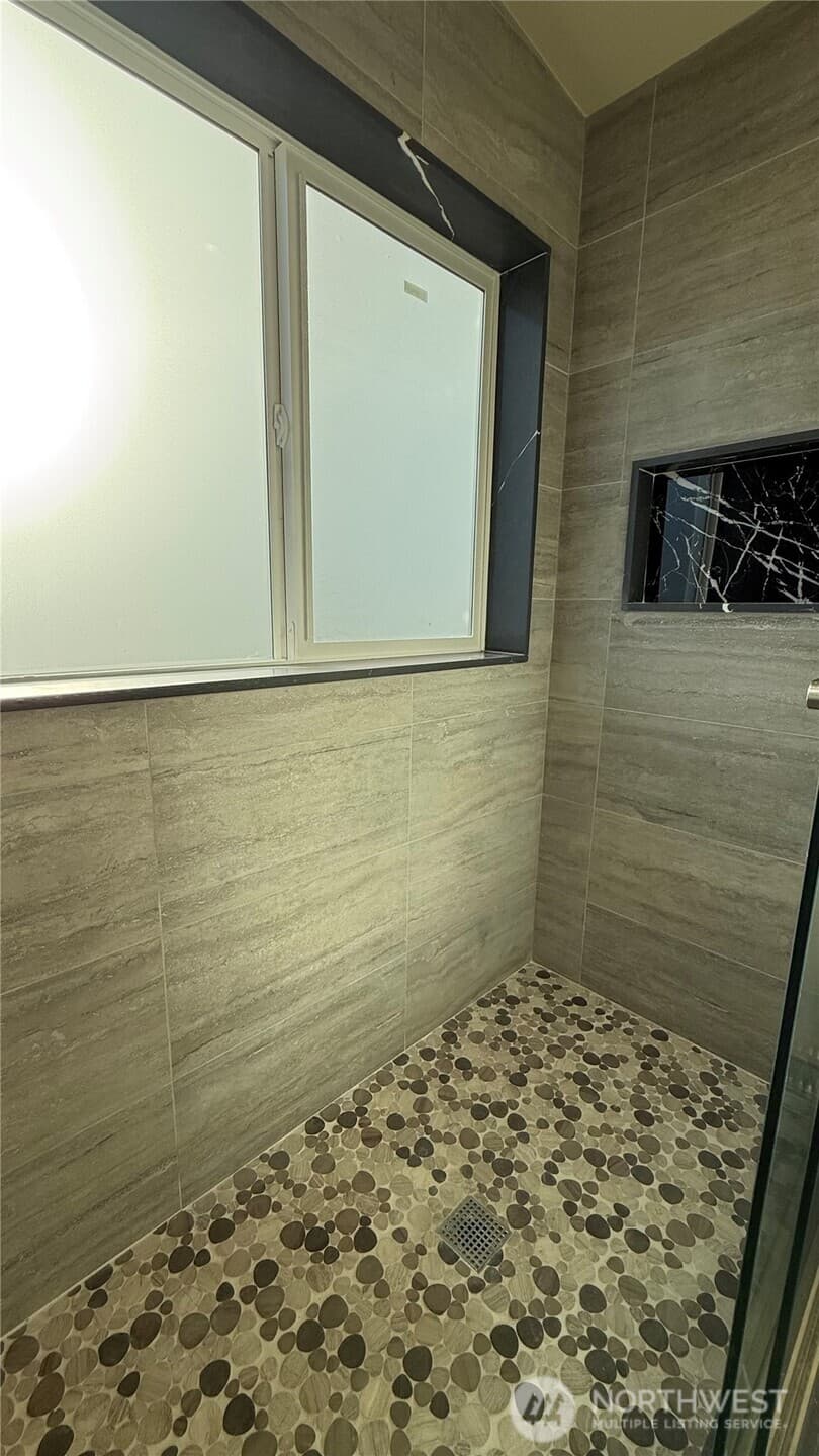 Property photo for 9025 38th Avenue S, Seattle photo 17