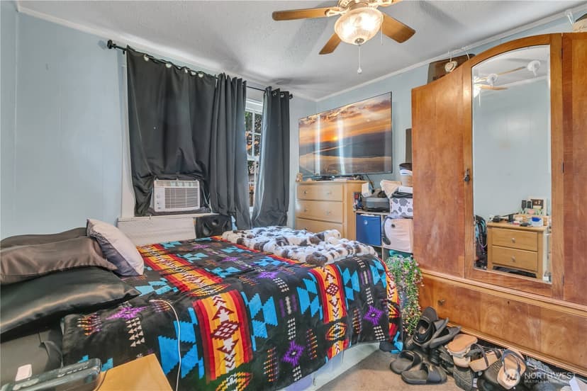 Property photo for 216 127th Street E, Tacoma photo 18