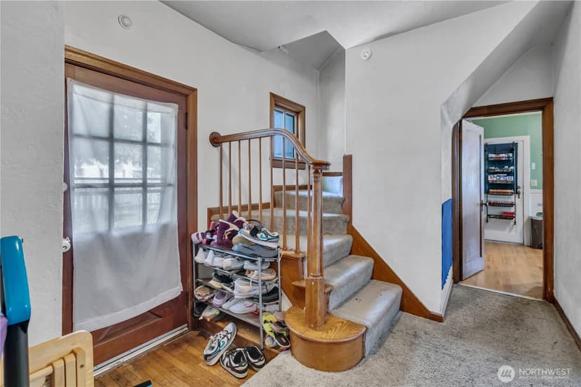 Property photo for 216 127th Street E, Tacoma photo 4
