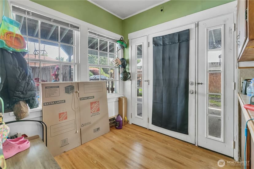 Property photo for 216 127th Street E, Tacoma photo 16