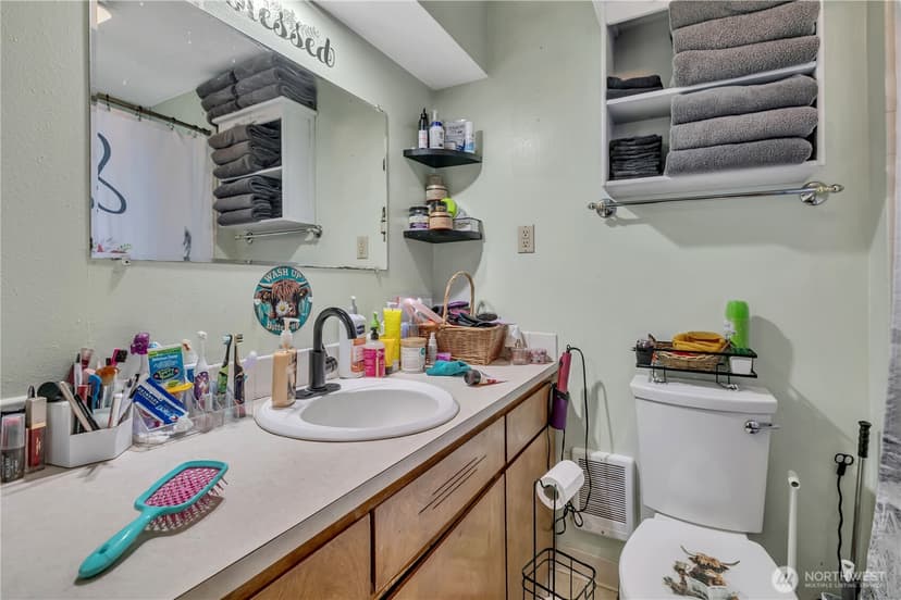Property photo for 216 127th Street E, Tacoma photo 19