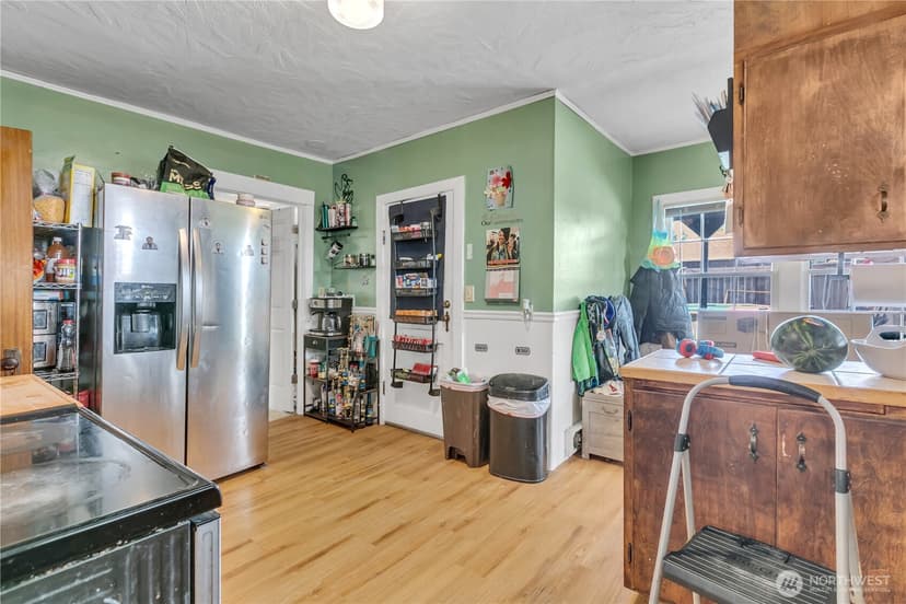 Property photo for 216 127th Street E, Tacoma photo 12