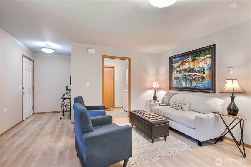 Property photo for 16023 Snohomish Avenue, Snohomish photo 36