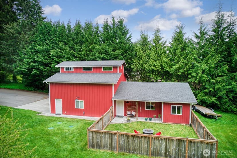 Property photo for 16023 Snohomish Avenue, Snohomish photo 35