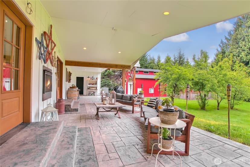 Property photo for 16023 Snohomish Avenue, Snohomish photo 32