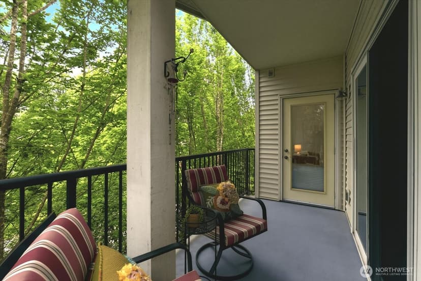 Property photo for 15000 Juanita Drive NE #405, Kenmore photo 14