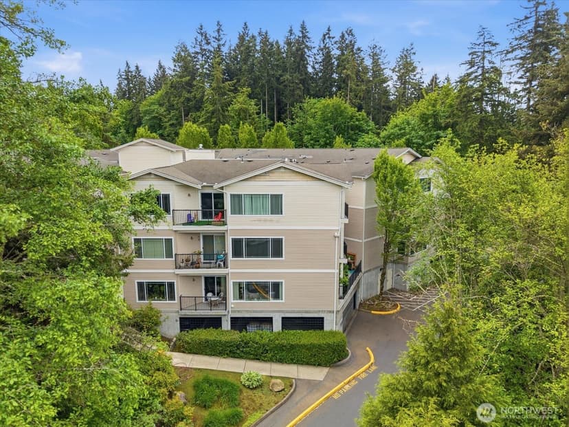 Property photo for 15000 Juanita Drive NE #405, Kenmore photo 36