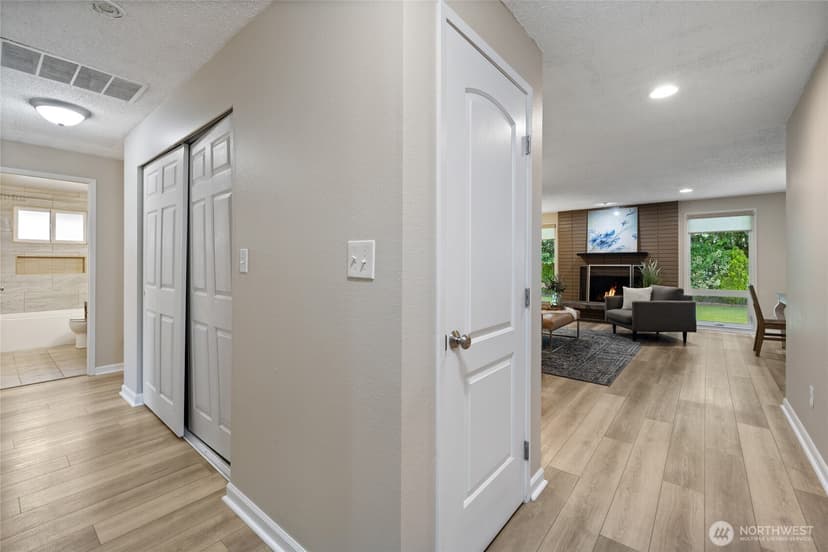 Property photo for 8101 53rd Street Ct W, University Place photo 10