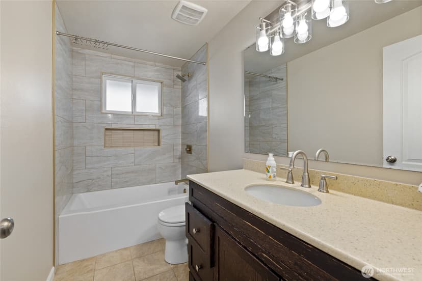 Property photo for 8101 53rd Street Ct W, University Place photo 15