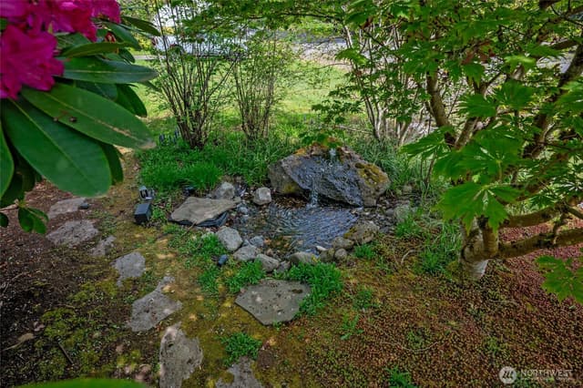 Property photo for 10801 12th Avenue NE, Seattle photo 5