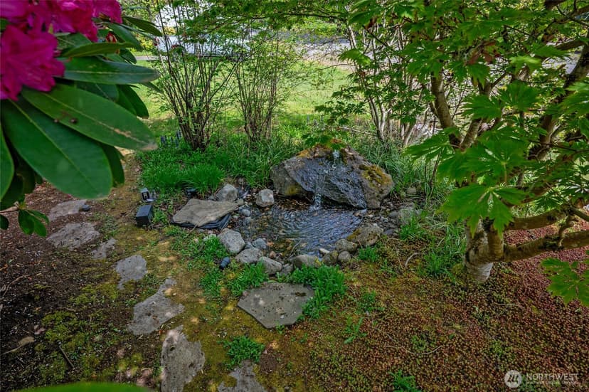 Property photo for 10801 12th Avenue NE, Seattle photo 5