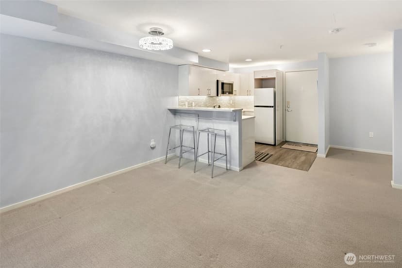 Property photo for 425 Vine Street #614, Seattle photo 10