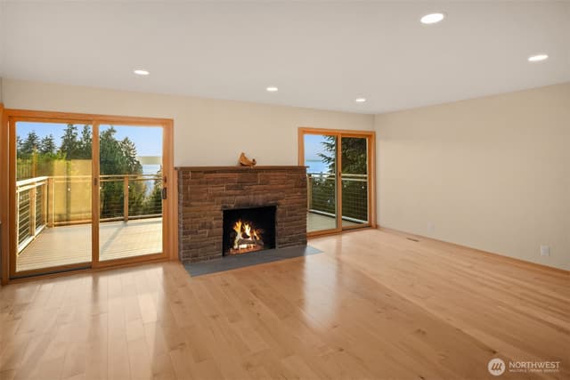 Property photo for 16311 25th Avenue SW, Burien photo 5