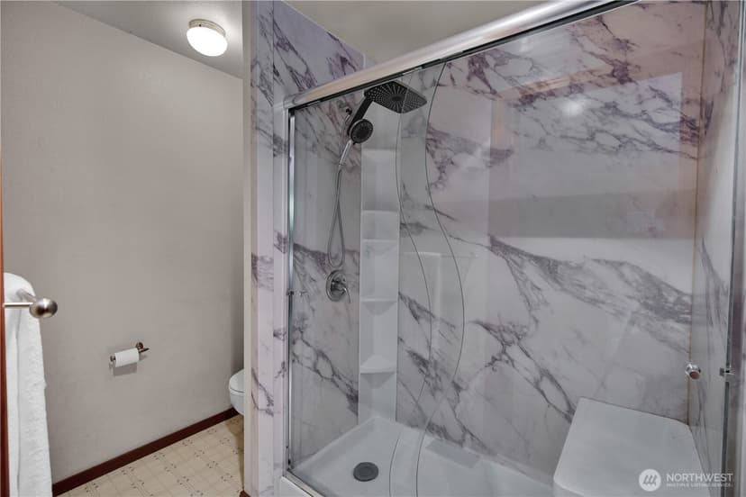 Property photo for 14006 SE 158th Street, Renton photo 12