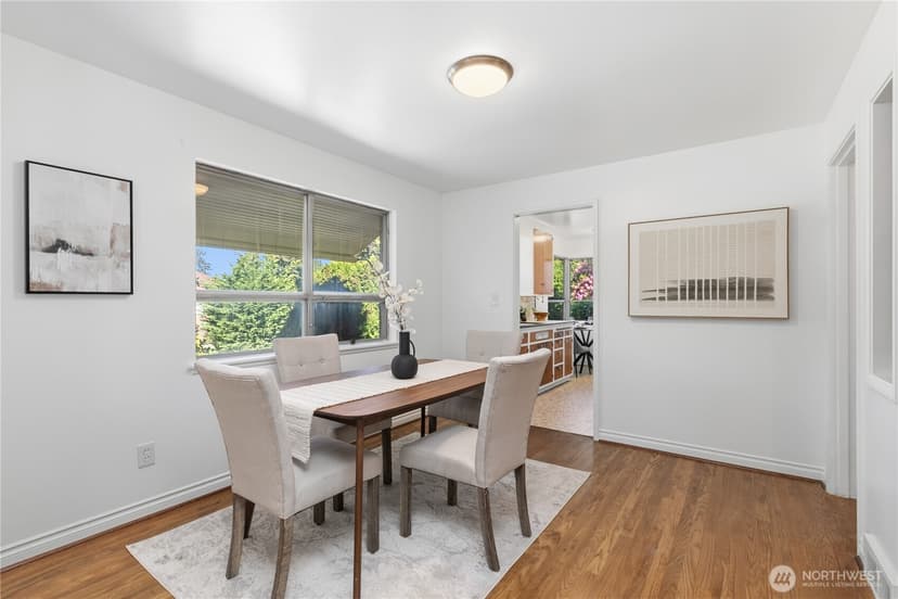 Property photo for 6542 43rd Avenue NE, Seattle photo 5