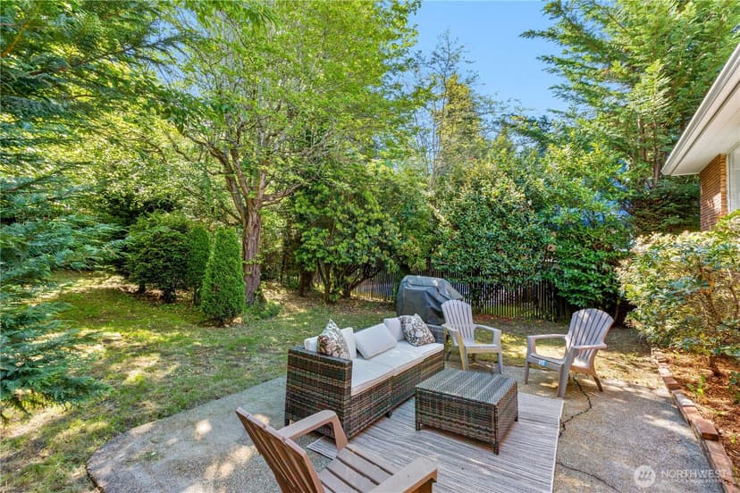 Property photo for 6542 43rd Avenue NE, Seattle photo 28