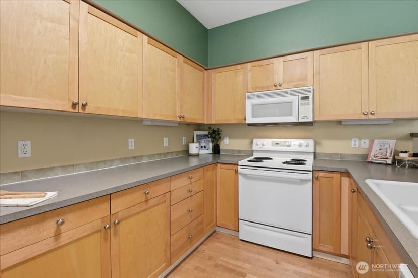 Property photo for 15026 40th Avenue W #12-202, Lynnwood photo 10
