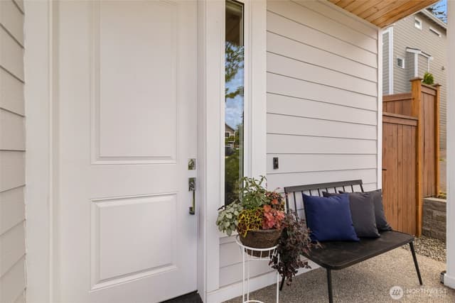Property photo for 2729 S 124th Lane, Burien photo 2