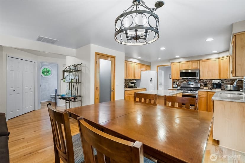 Property photo for 7011 158th Street SE, Snohomish photo 8