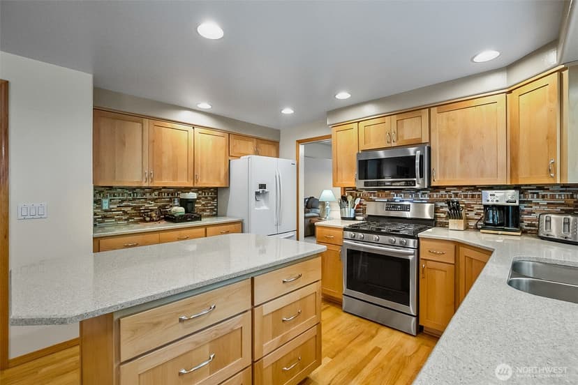 Property photo for 7011 158th Street SE, Snohomish photo 9