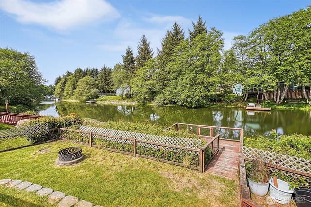 Property photo for 792 Island Circle SE, Ocean Shores photo 3