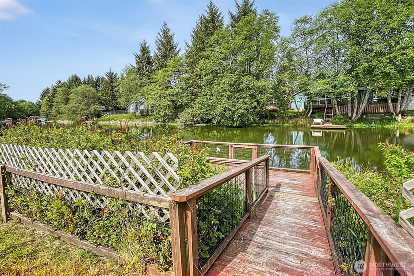 Property photo for 792 Island Circle SE, Ocean Shores photo 34