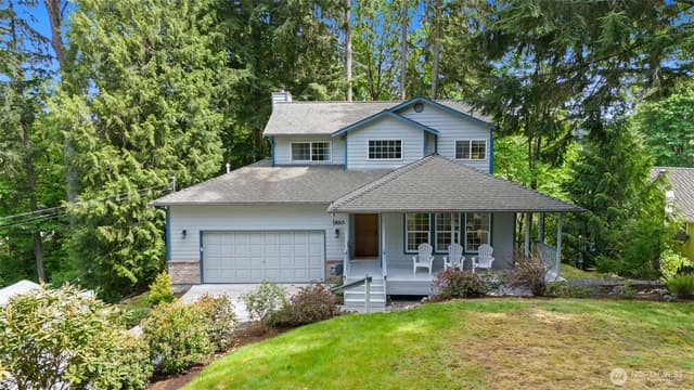 Property photo for 18104 Broadway Avenue, Snohomish photo 2