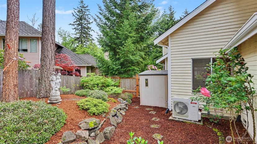 Property photo for 18314 142nd Avenue SE, Renton photo 35