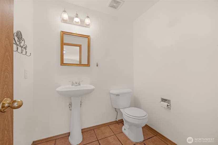 Property photo for 8008 262nd Street NW, Stanwood photo 11