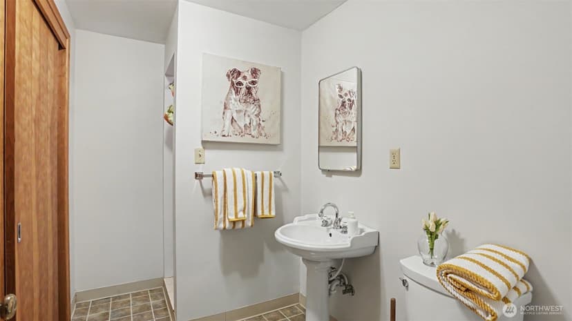 Property photo for 5810 NE 181st Street, Kenmore photo 32