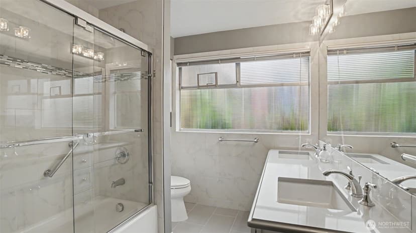 Property photo for 5810 NE 181st Street, Kenmore photo 27