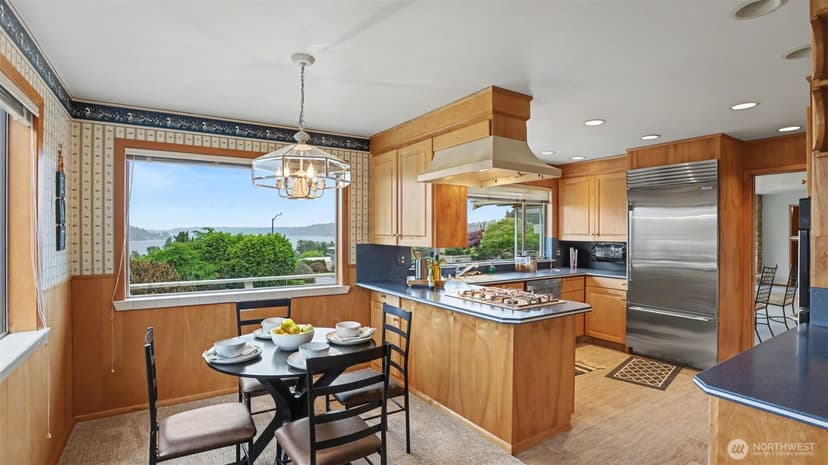 Property photo for 5810 NE 181st Street, Kenmore photo 15