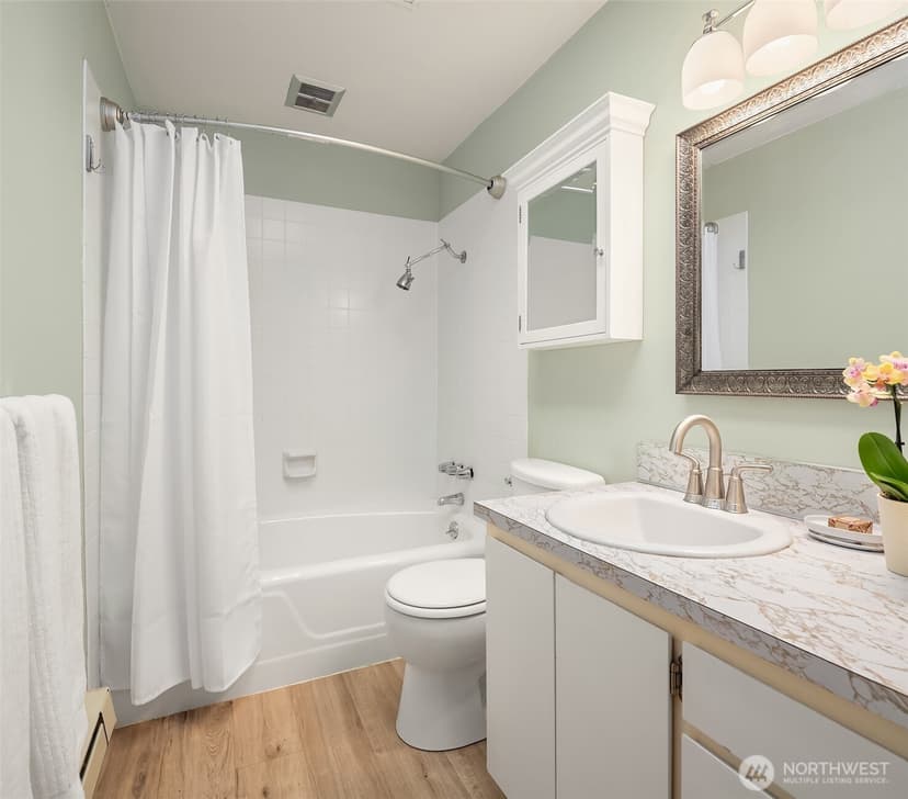 Property photo for 5709 80th Avenue SE, Mercer Island photo 14