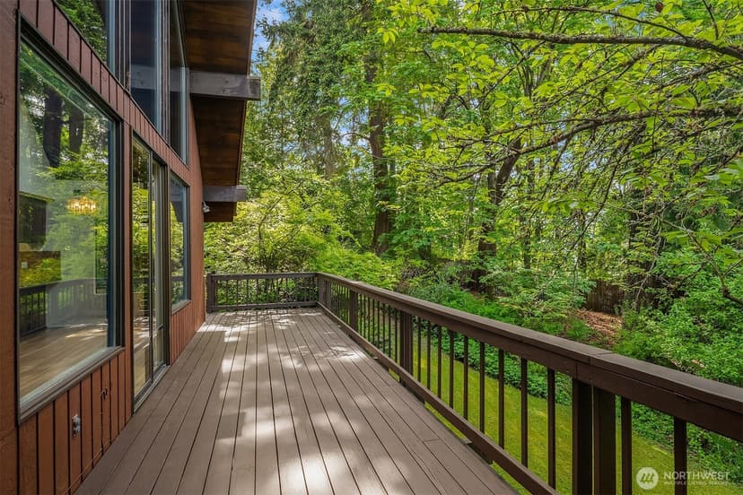 Property photo for 5709 80th Avenue SE, Mercer Island photo 26