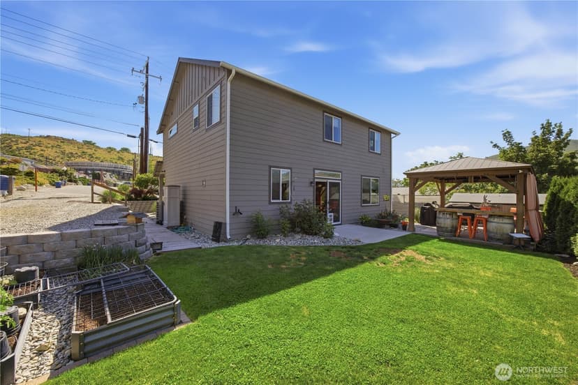 Property photo for 609 N Bradley Street, Chelan photo 30