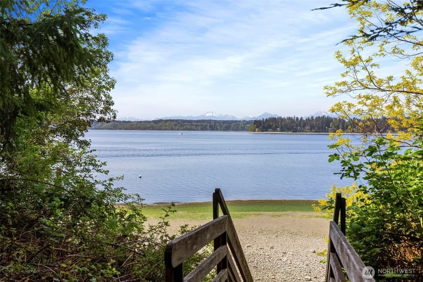 Property photo for 13982 13970 Manzanita Road NE, Bainbridge Island photo 33