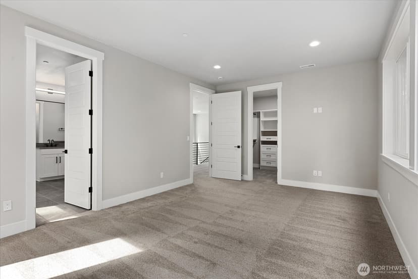 Property photo for 3500 Alaska Road, Brier photo 23