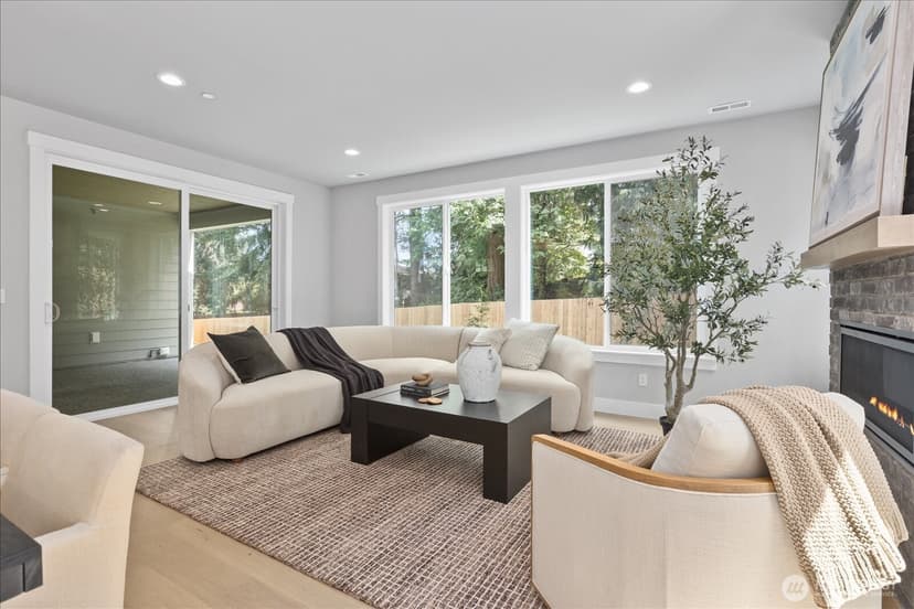 Property photo for 3500 Alaska Road, Brier photo 6