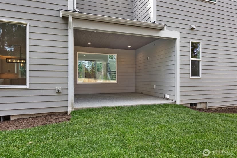 Property photo for 3500 Alaska Road, Brier photo 37