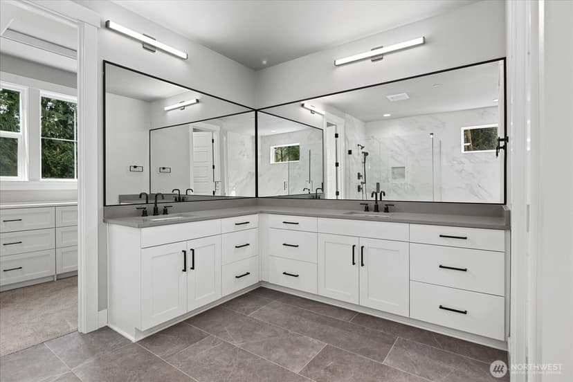 Property photo for 3500 Alaska Road, Brier photo 25