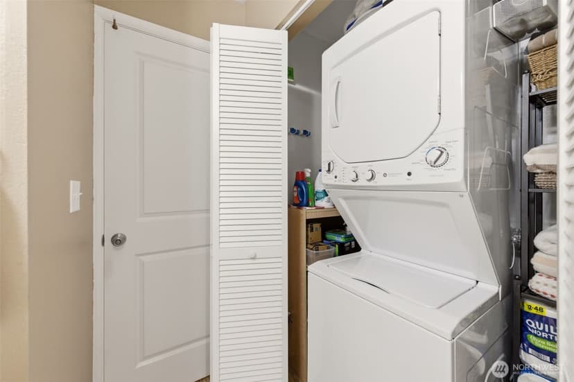 Property photo for 31500 33rd Place SW #B103, Federal Way photo 15
