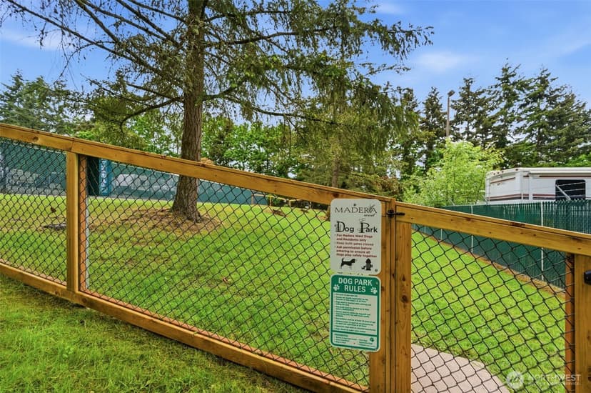 Property photo for 31500 33rd Place SW #B103, Federal Way photo 40