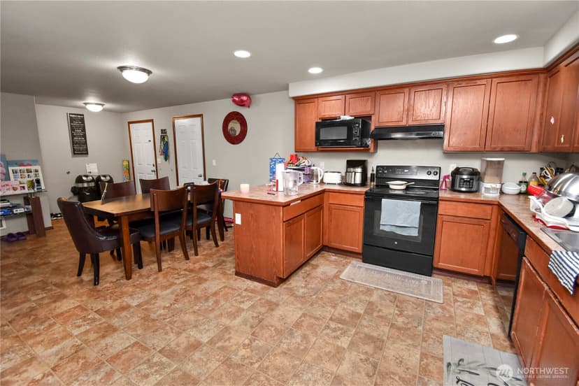 Property photo for 14732 49th Drive NE, Marysville photo 16