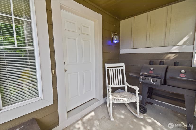Property photo for 14732 49th Drive NE, Marysville photo 11