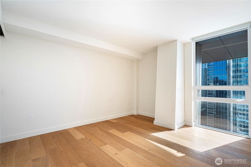 Property photo for 121 Stewart Street #1605, Seattle photo 9