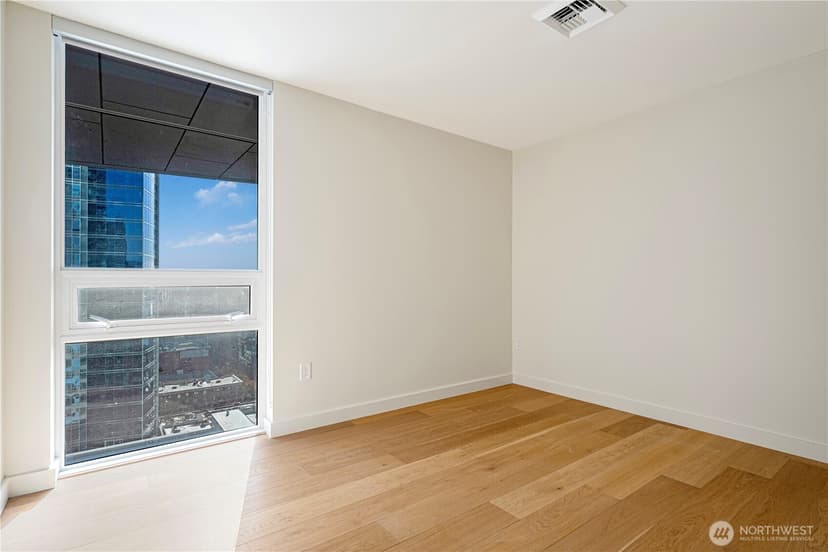 Property photo for 121 Stewart Street #1605, Seattle photo 11